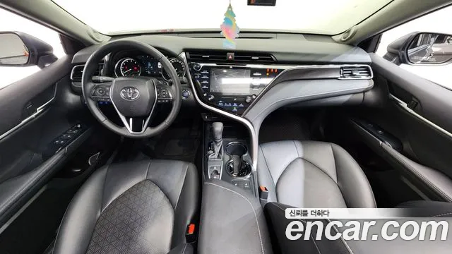 Toyota Camry 2020