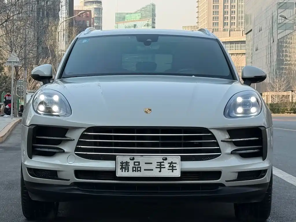 Porsche Macan 2020