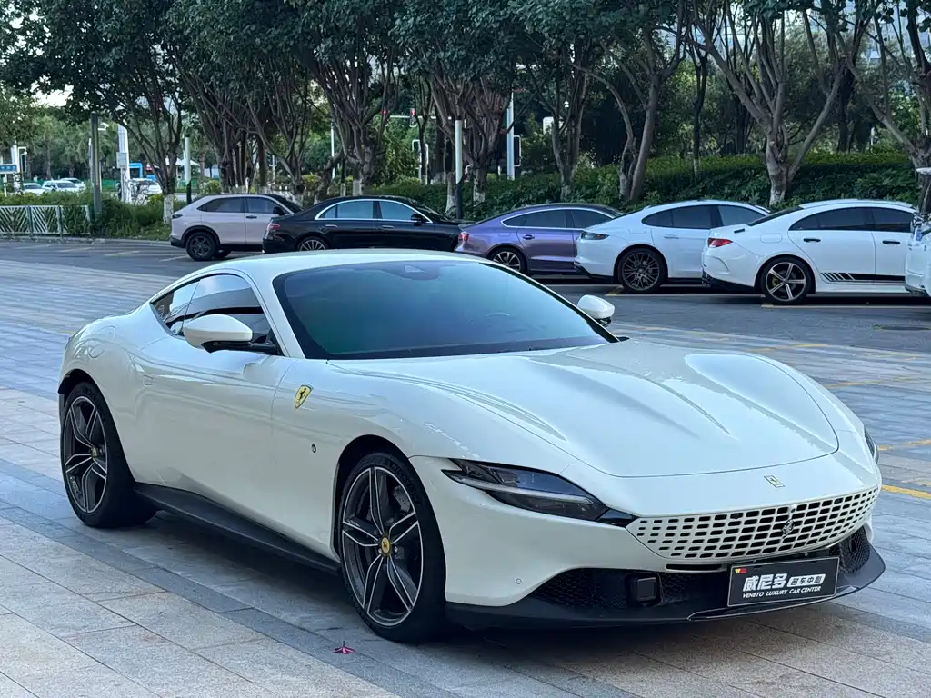 Ferrari Roma 2021