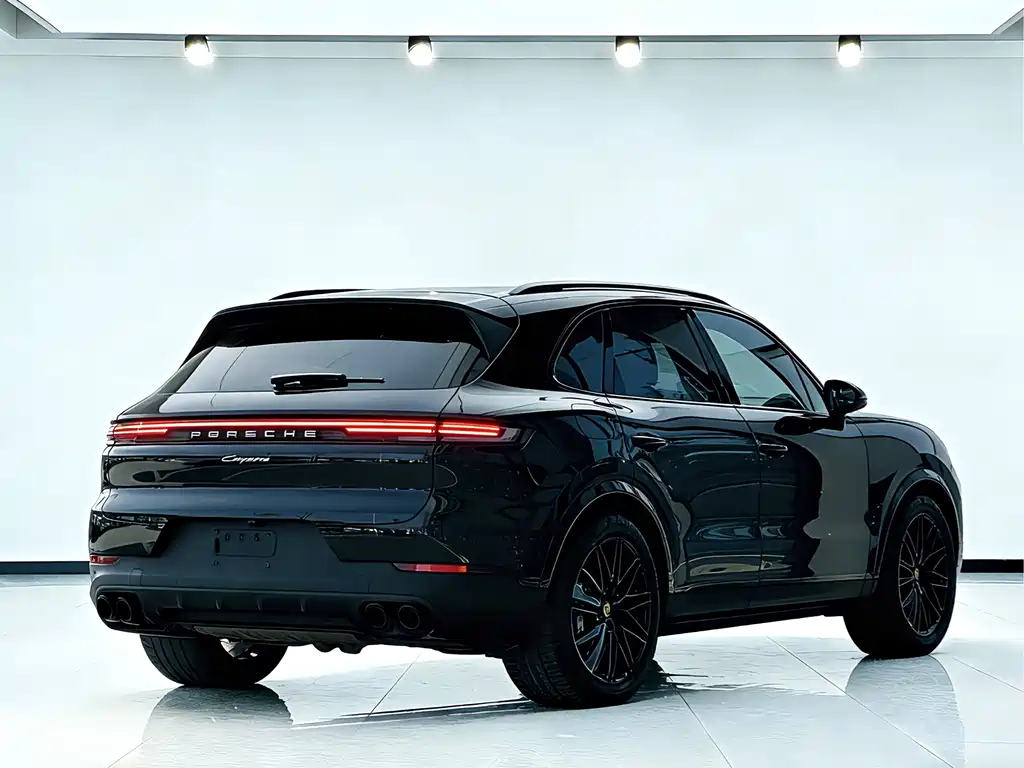 Porsche Cayenne 2024
