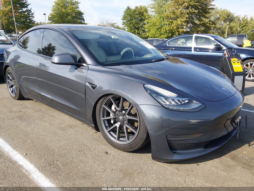 Tesla Model 3 2022