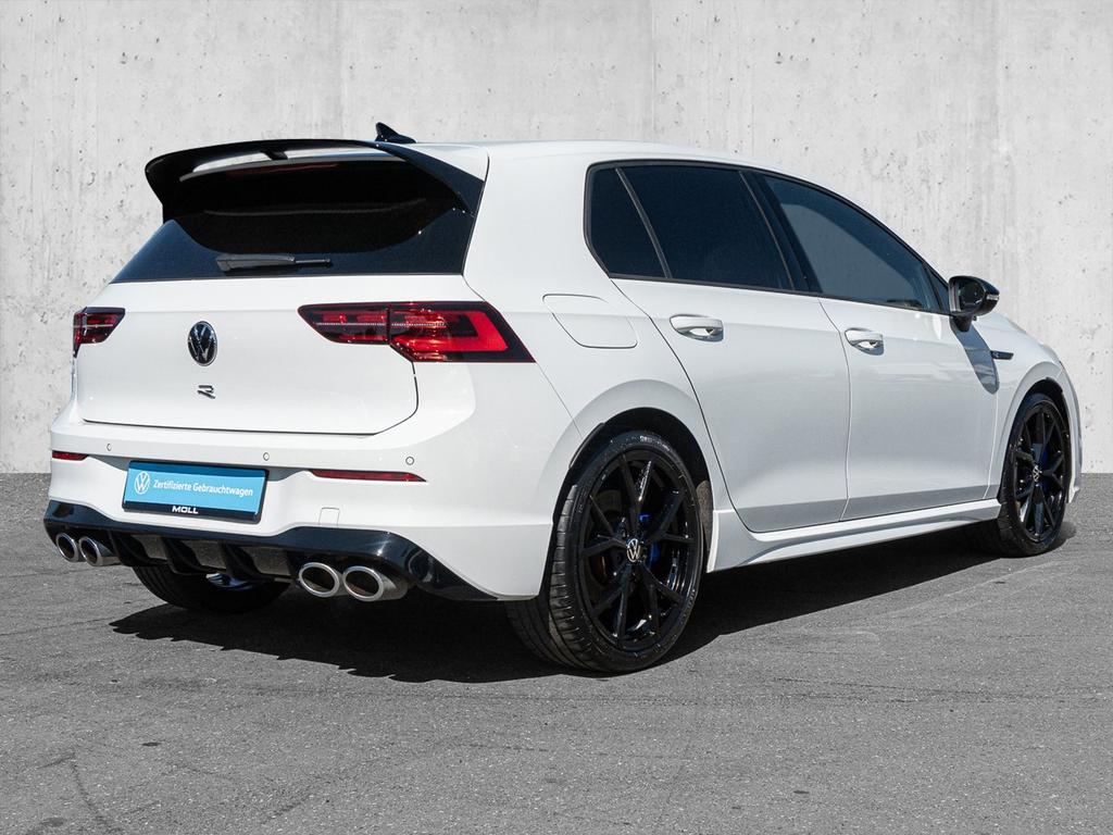 Volkswagen Golf 2024