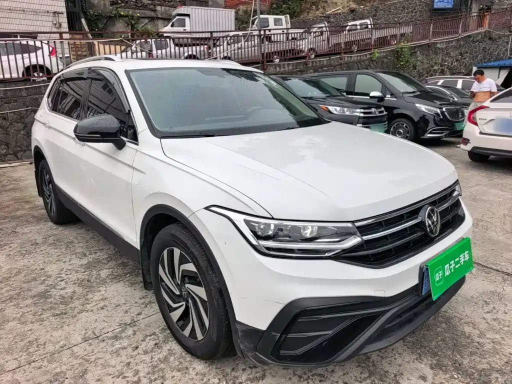 Volkswagen Tiguan 2024