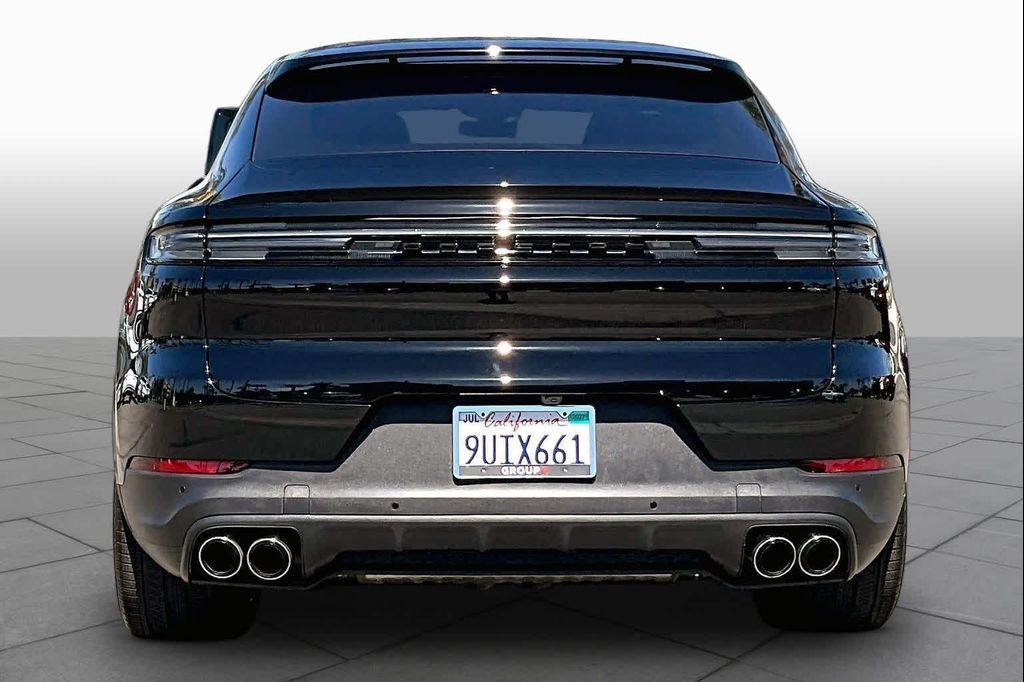 Porsche Cayenne 2024