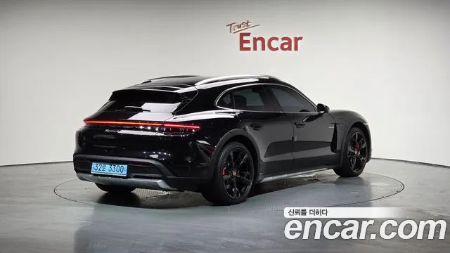 Porsche Taycan 2022