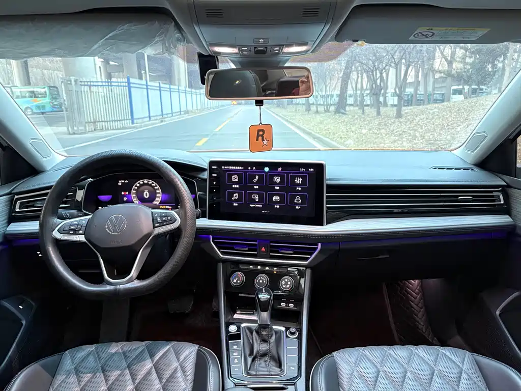 Volkswagen Jetta 2023