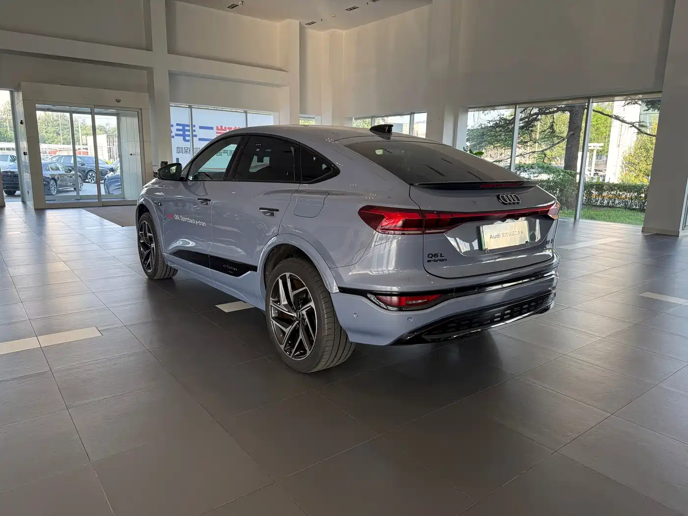 Audi e-tron 2025