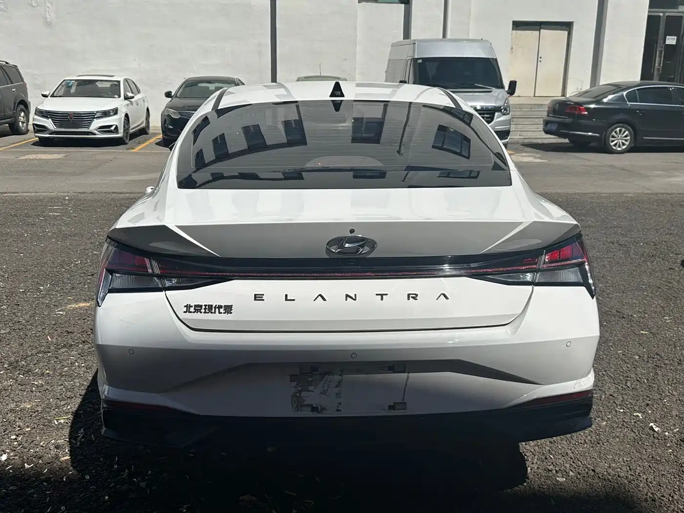 Hyundai Elantra 2022
