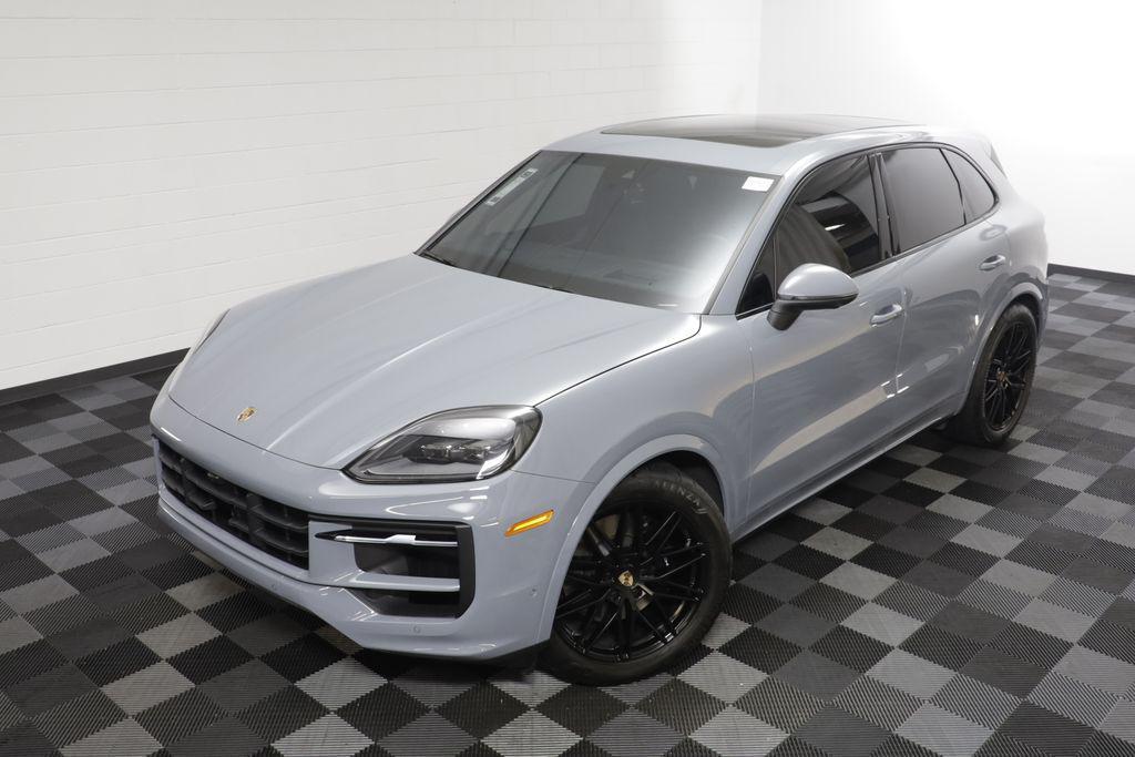 Porsche Cayenne 2025
