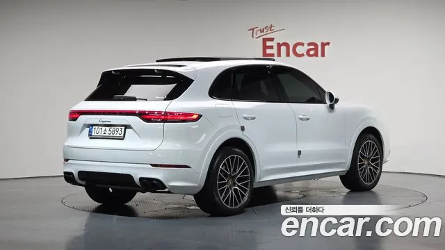 Porsche Cayenne 2020