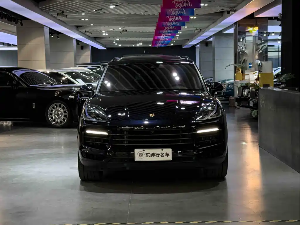 Porsche Cayenne 2023