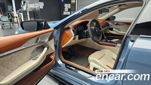 BMW M8 2022