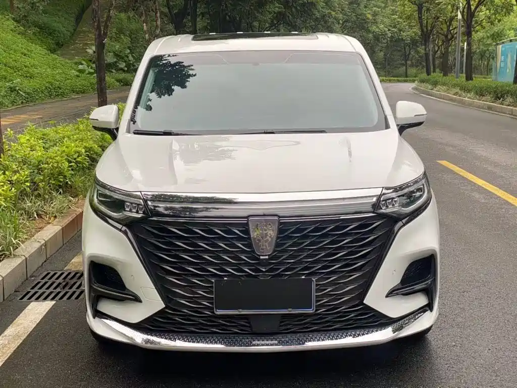 Roewe iMAX8 2021