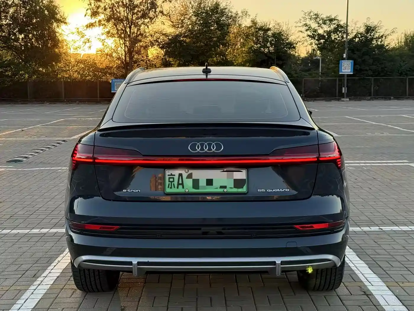 Audi e-tron 2022