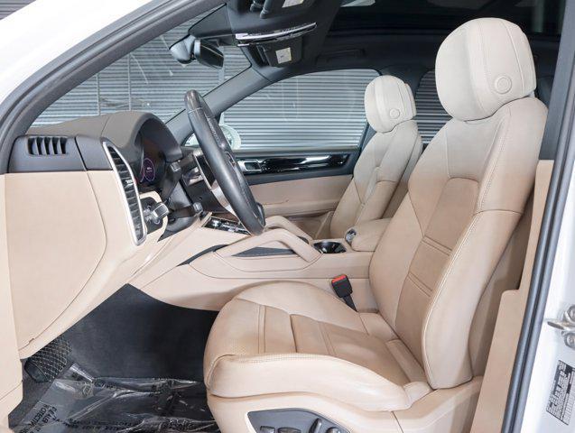 Porsche Cayenne 2023