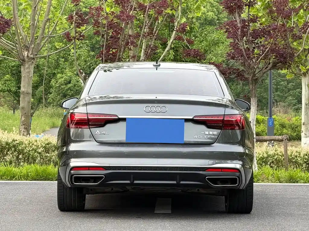 Audi A4 2021