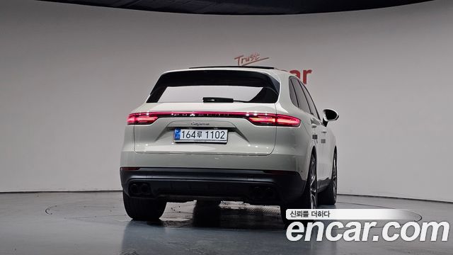 Porsche Cayenne 2021