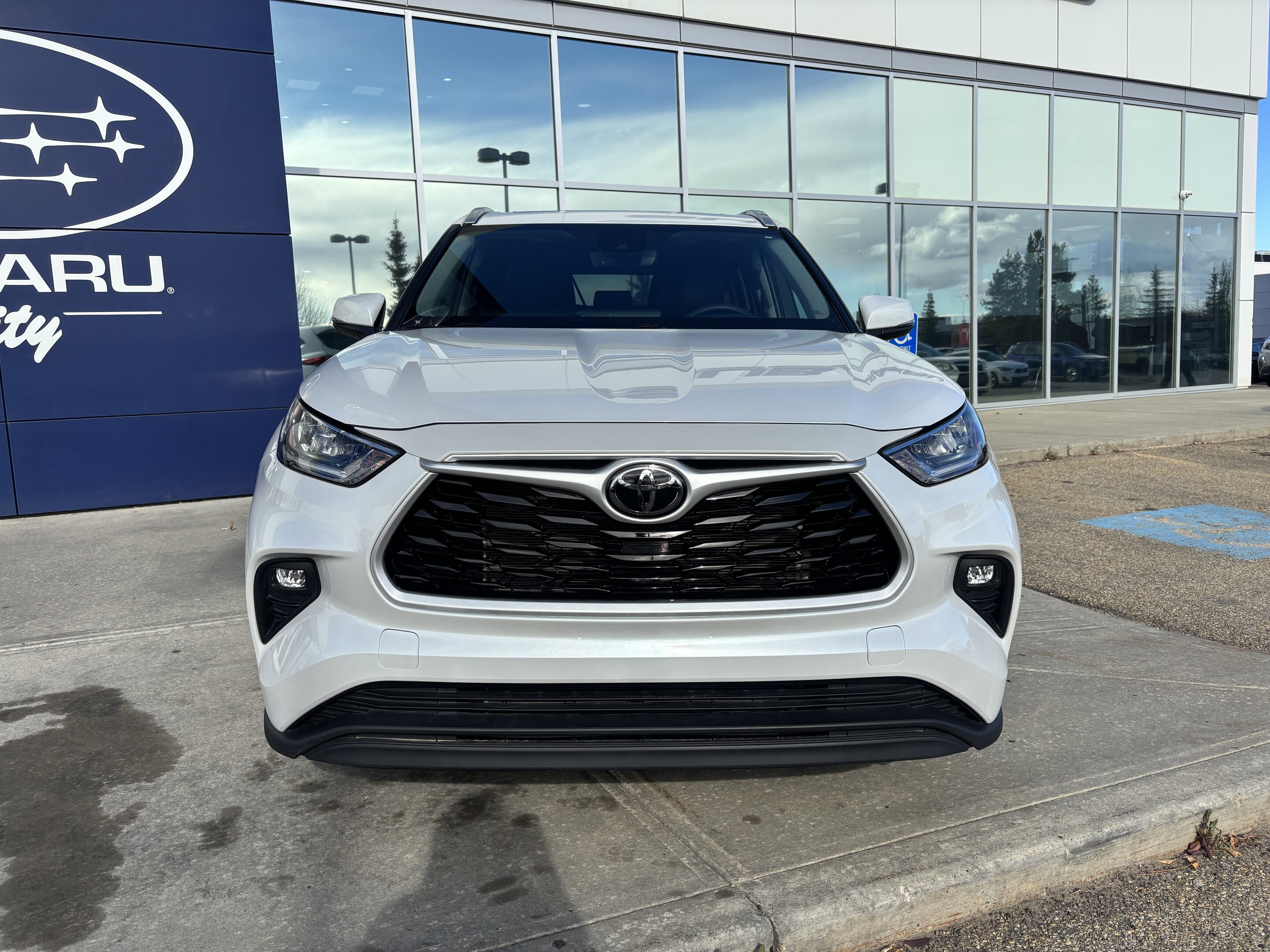 Toyota Highlander 2023