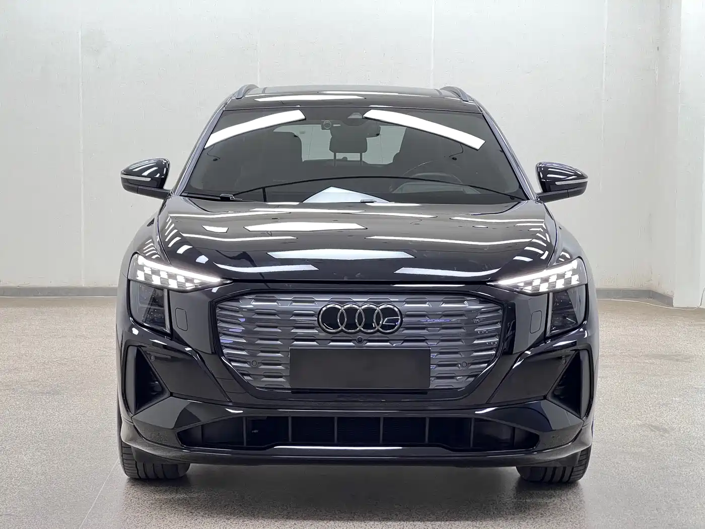 Audi Q5 e-tron 2024