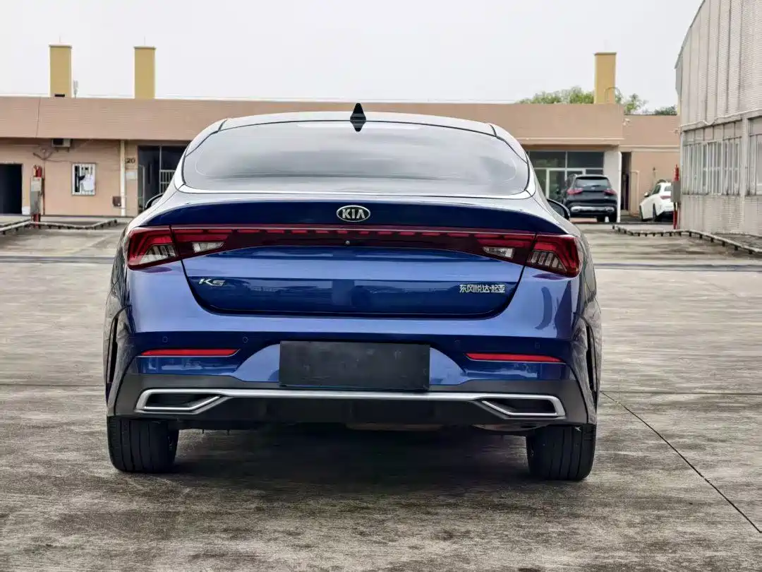 Kia K5 2021