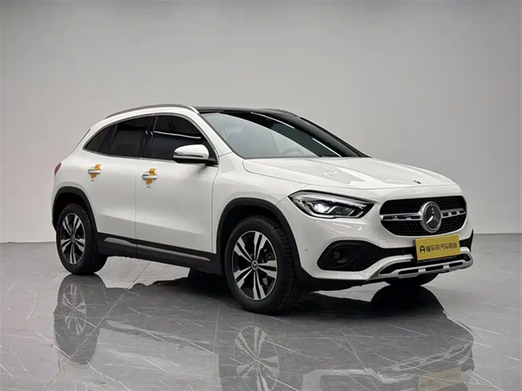 Mercedes-Benz GLA 2024