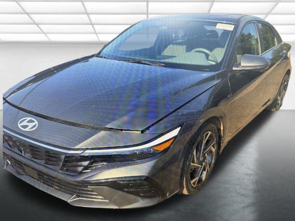 Hyundai Elantra 2024