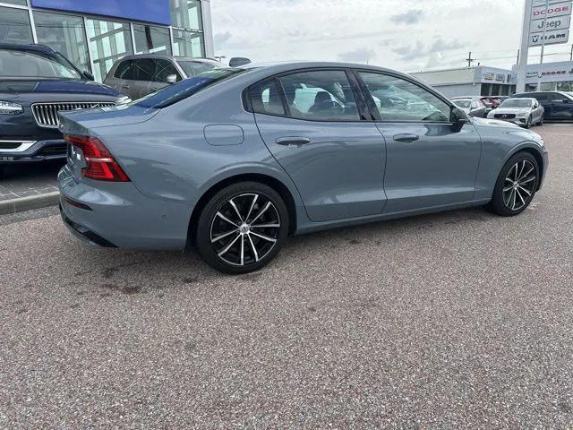 Volvo S60 2023
