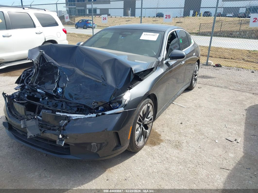 BMW i5 2024