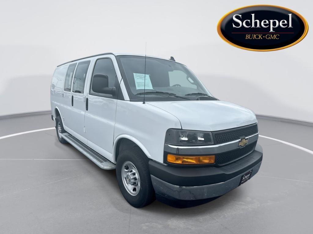 Chevrolet Express 2023