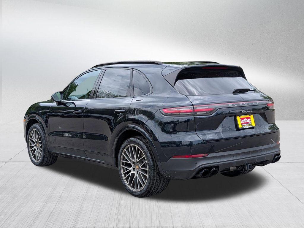 Porsche Cayenne 2022