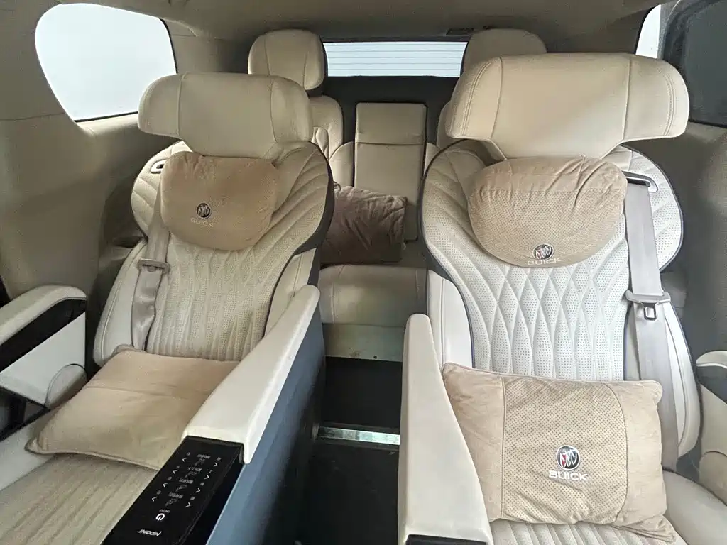Buick GL8 2024