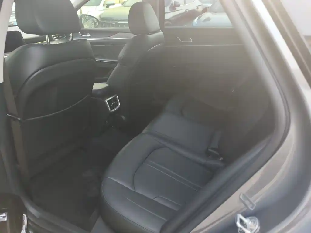 Kia K5 2022