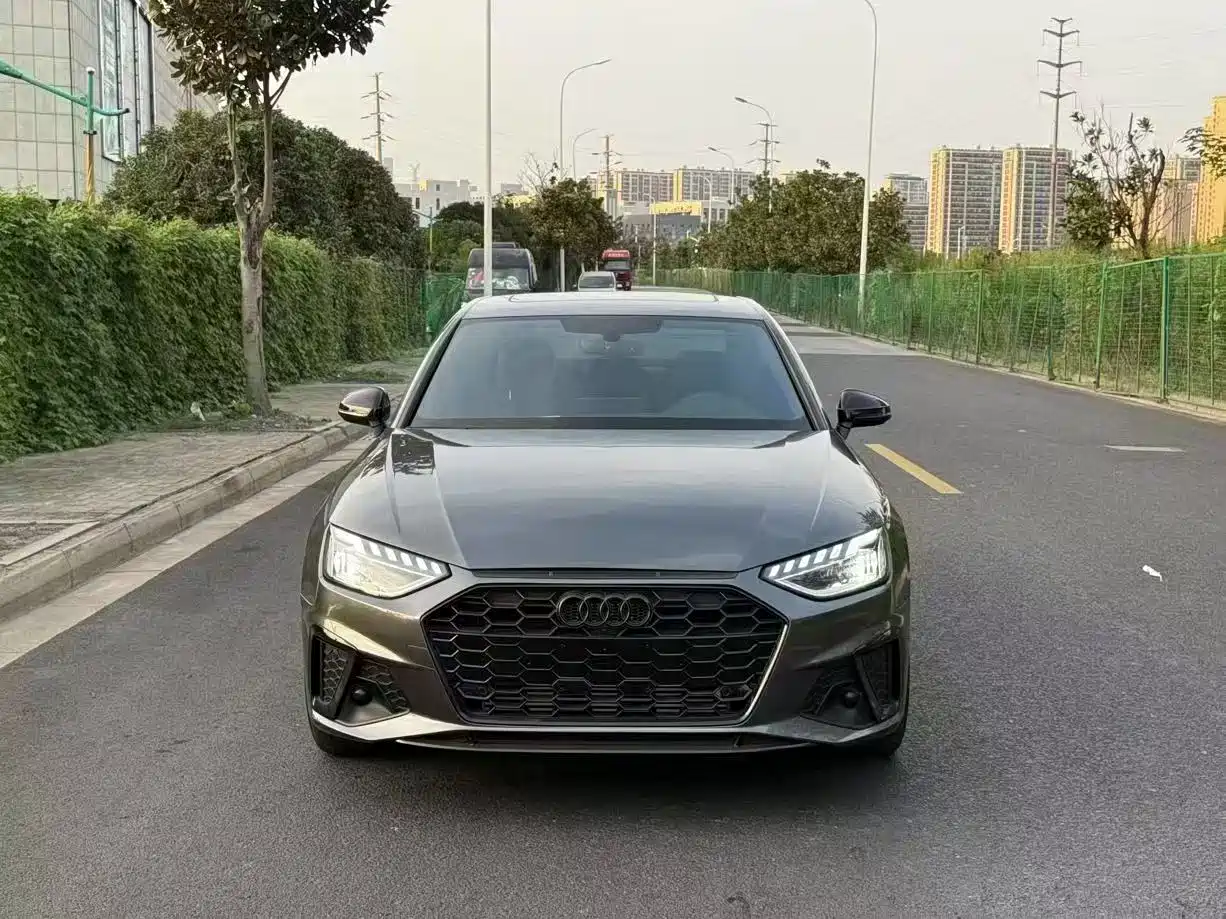 Audi A4 2024