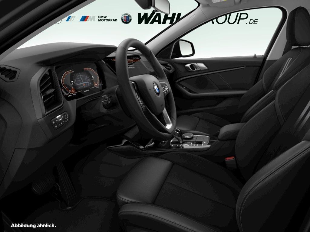 BMW 118 2022