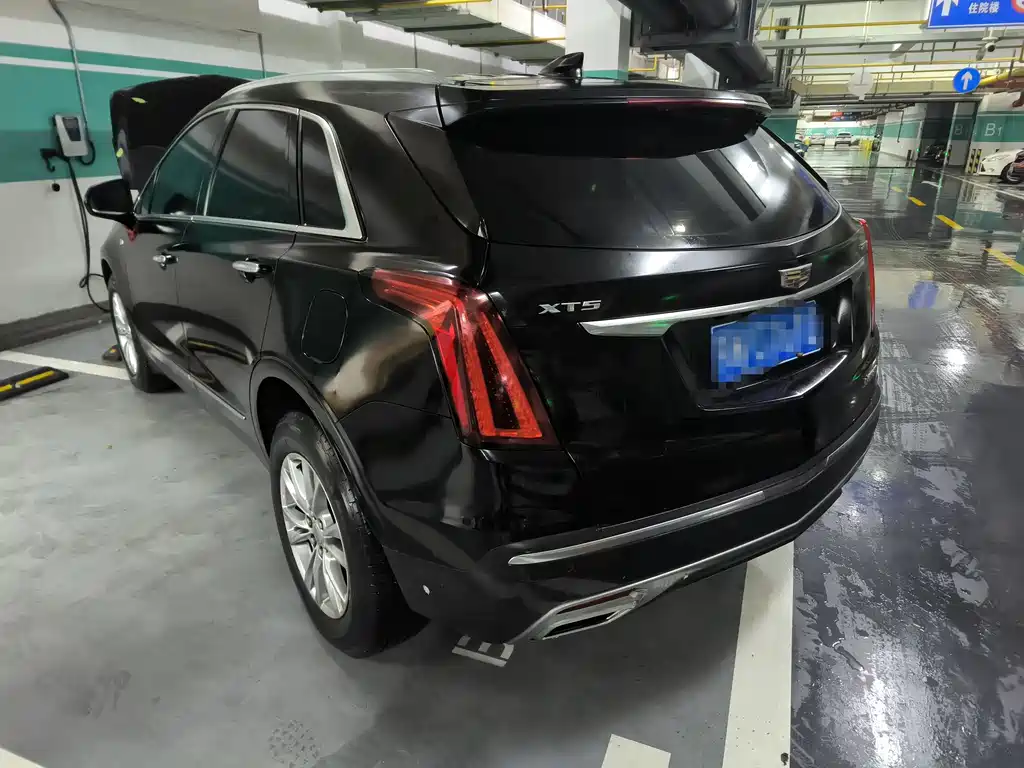 Cadillac XT5 2024