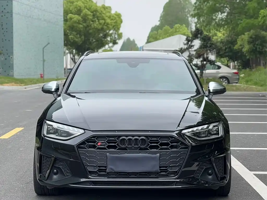 Audi S4 2025