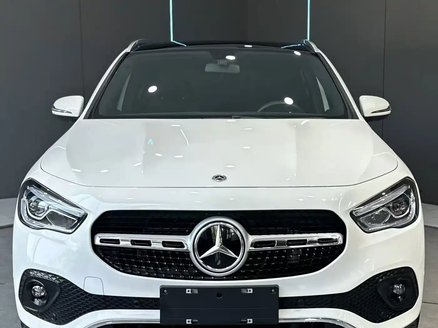 Mercedes-Benz GLA 2021