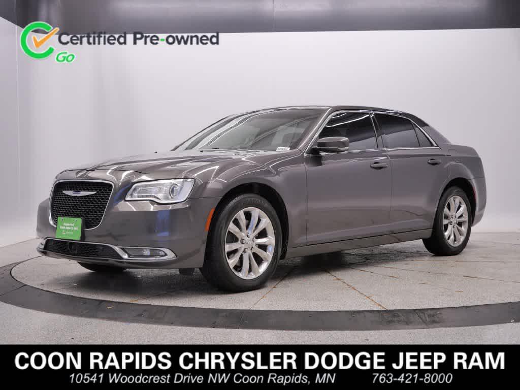 Chrysler 300 2021