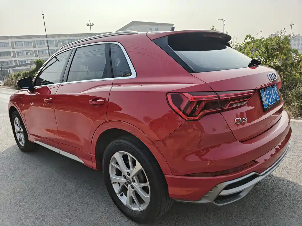 Audi Q3 2021