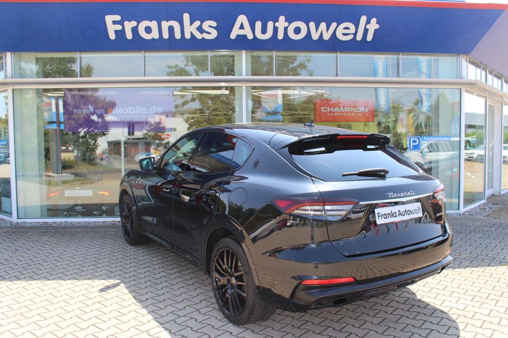 Maserati Levante 2022