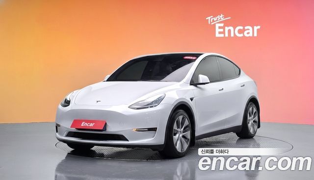 Tesla Model Y 2021