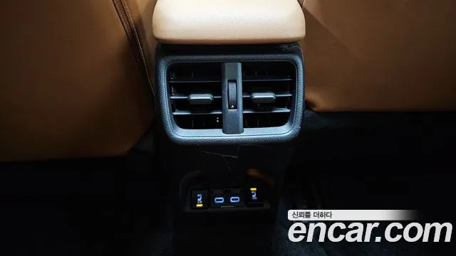 Lexus UX 2022