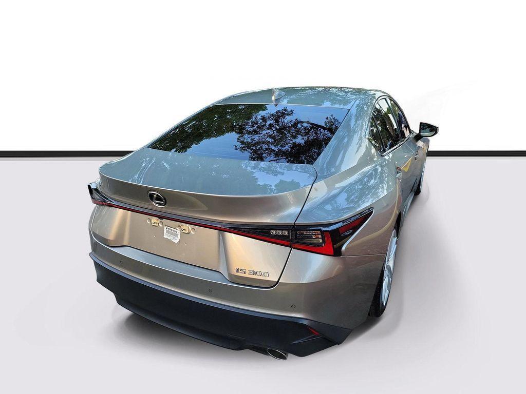Lexus IS 300 2023