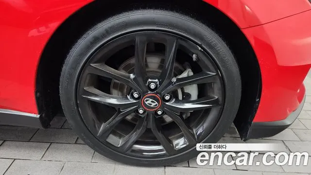 Hyundai Veloster 2020