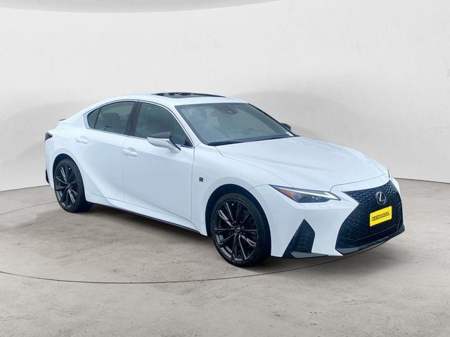 Lexus IS 300 2024