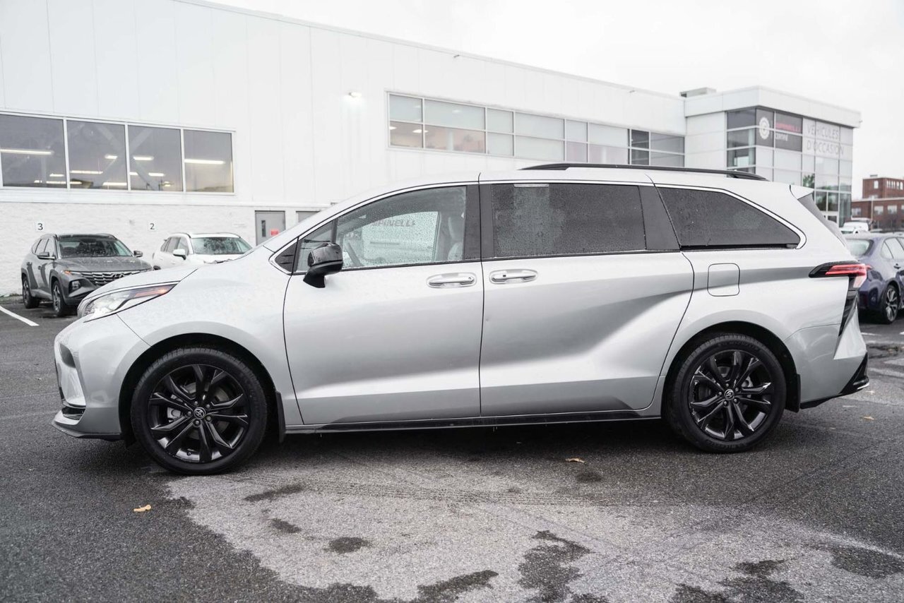 Toyota Sienna 2022