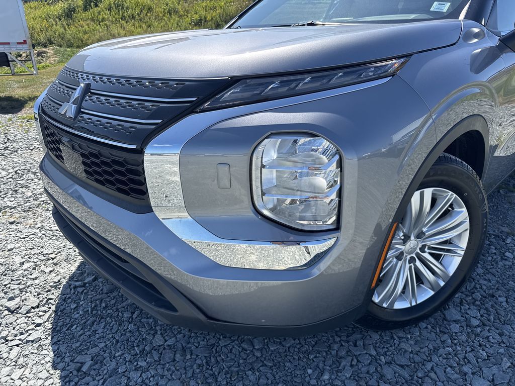 Mitsubishi Outlander 2022