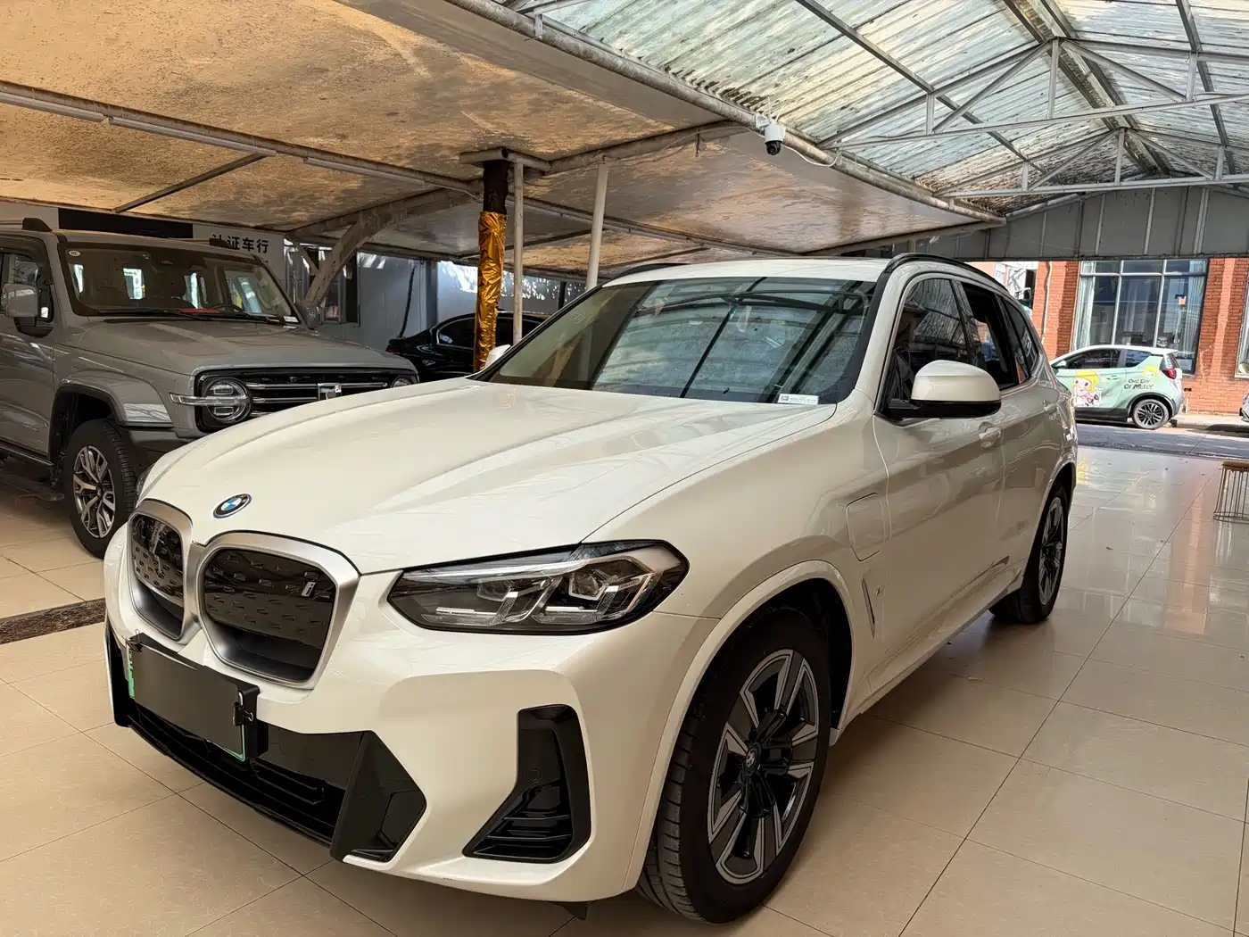 BMW iX3 2024