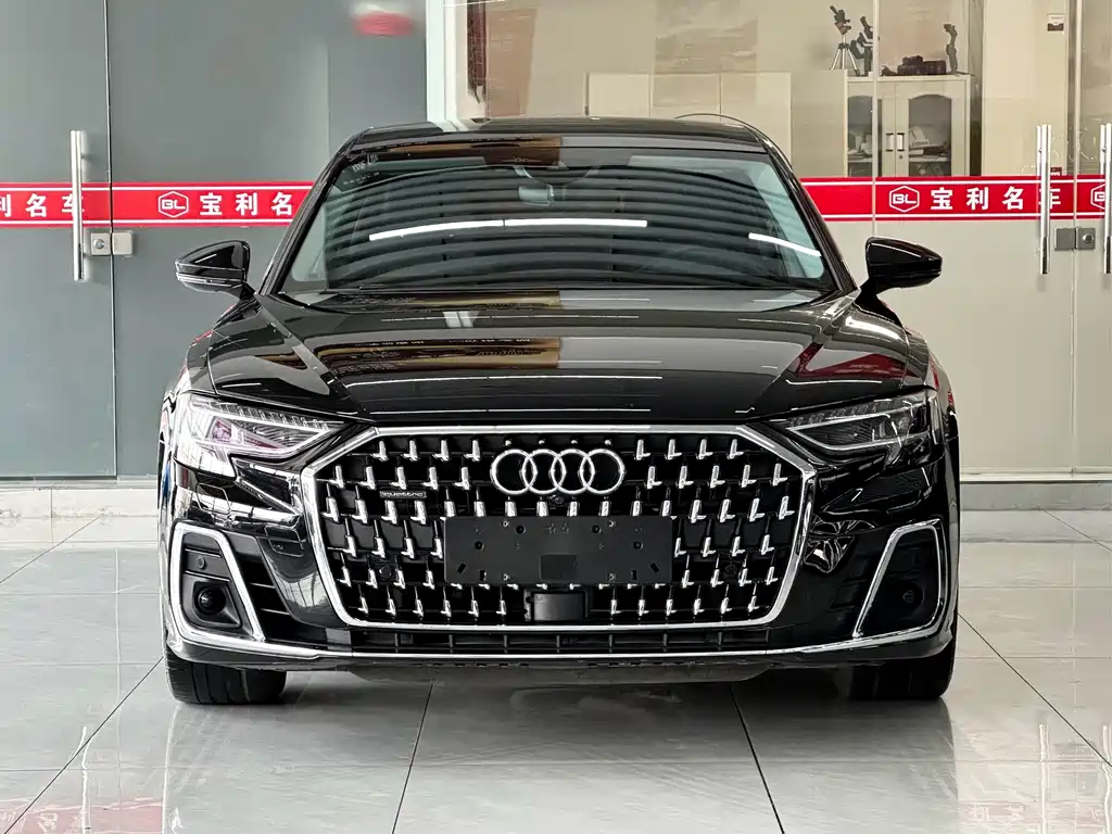 Audi A8 2024