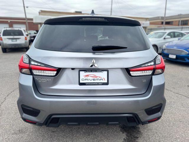 Mitsubishi Outlander Sport 2021
